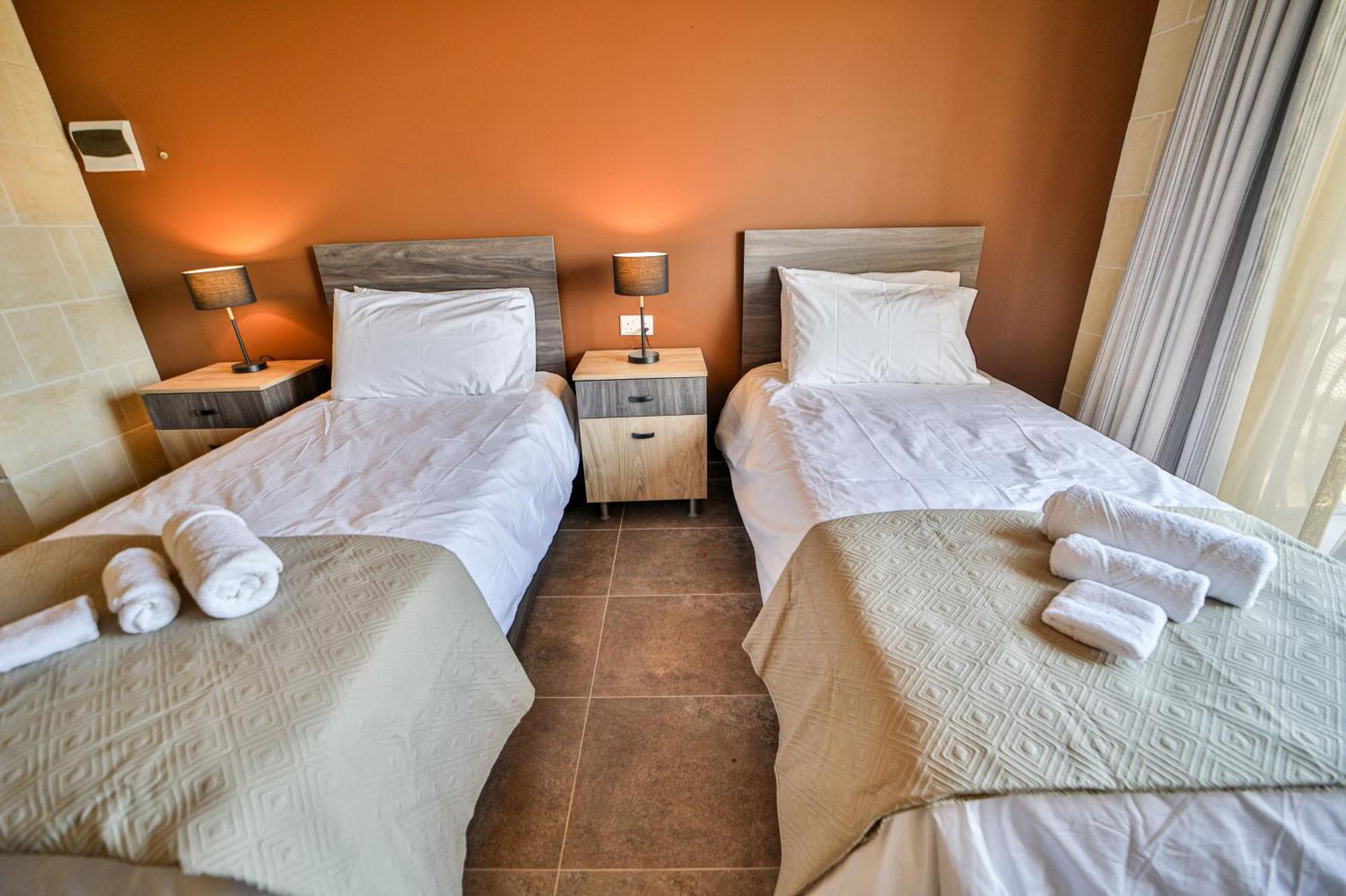 49 Sunrise Lodge Айнсилем Экстерьер фото